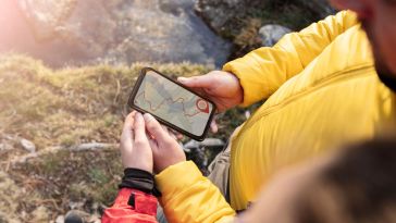 The Best Free Hiking Apps To Use in 2024
