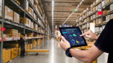 How Can Mobile Apps Improve Warehouse Operations?